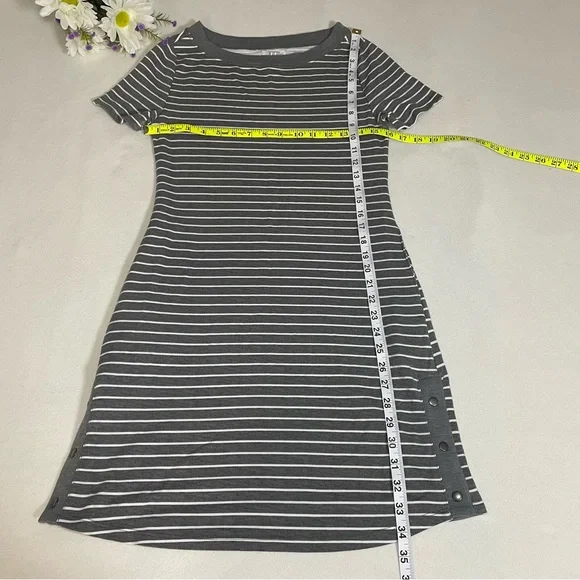 Maurices Striped T-Shirt Dress Gray White Short Sleeve Casual Bodycon Size XS - Picture 5 of 10